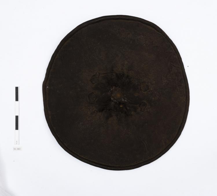 Image of shield (weapons: accessories)