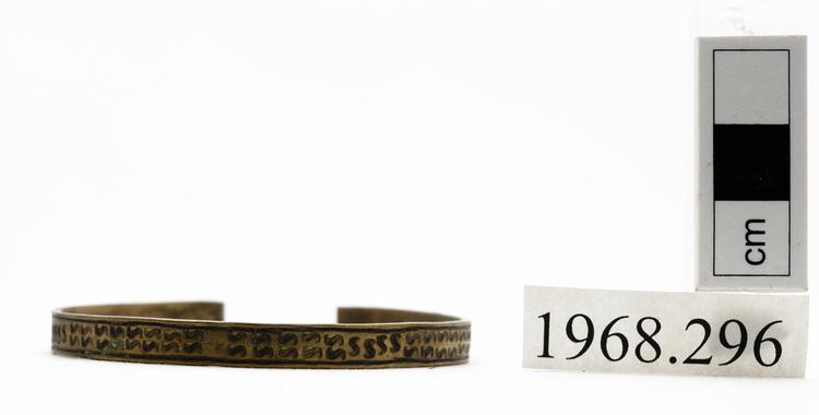 bracelet (arm ornaments)