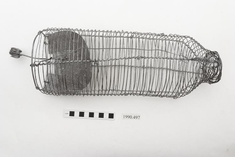 General view of whole of Horniman Museum object no 1990.497