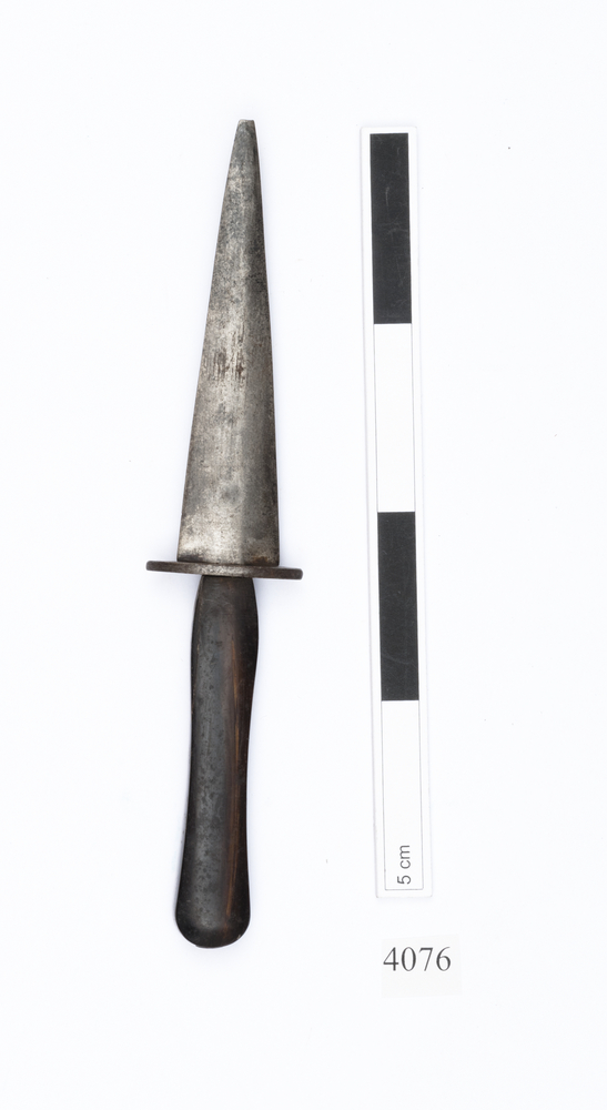 Image of dagger (weapons: edged)