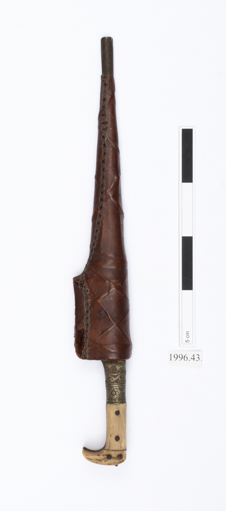 General view of whole of Horniman Museum object no 1996.43
