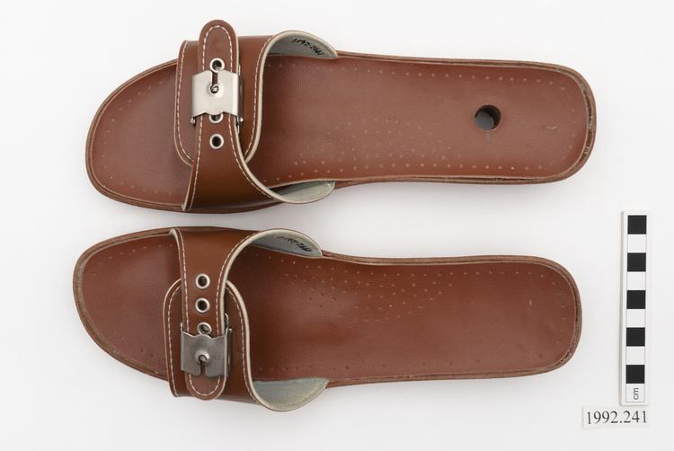 Image of sandals (clothing: footwear)