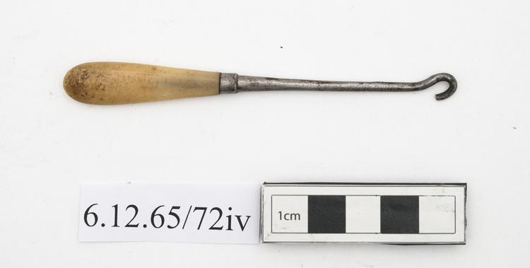 General view of whole of Horniman Museum object no 6.12.65/72iv