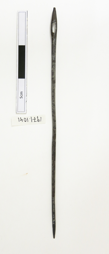General view of whole of Horniman Museum object no 1971.1041