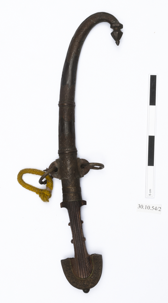 General view of whole of Horniman Museum object no 30.10.54/2