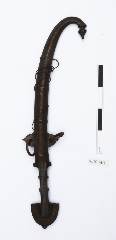 General view of whole of Horniman Museum object no 30.10.54/4ii