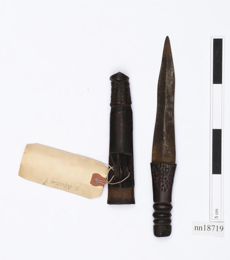 knife (general & multipurpose); sheath (weapons: accessories)