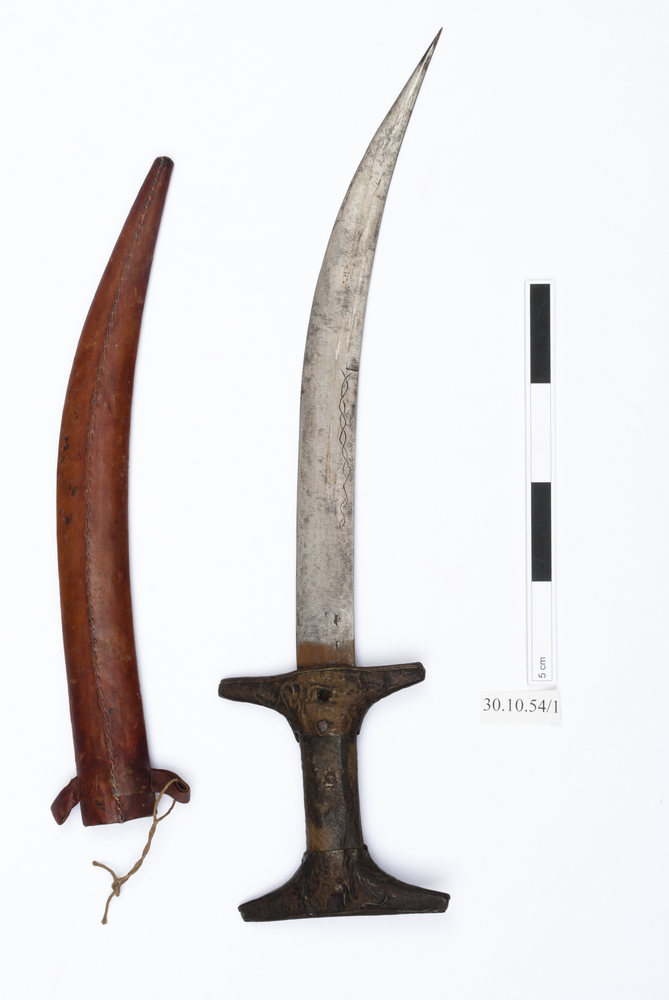 Image of dagger (weapons: edged); dagger sheath (dagger (weapons: edged))