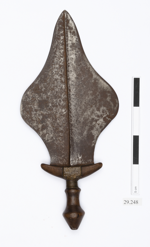 Image of knife (weapons: edged)