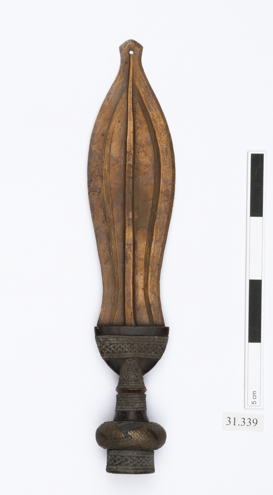 General view of whole of Horniman Museum object no 31.339