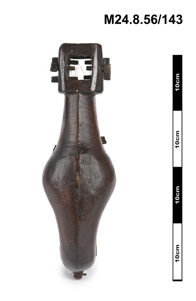 Dorsal view of whole of Horniman Museum object no M24.8.56/143