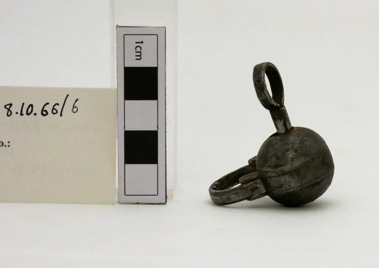 General view of whole of Horniman Museum object no 8.10.66/6