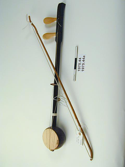 image of spike fiddle; yehu; bow