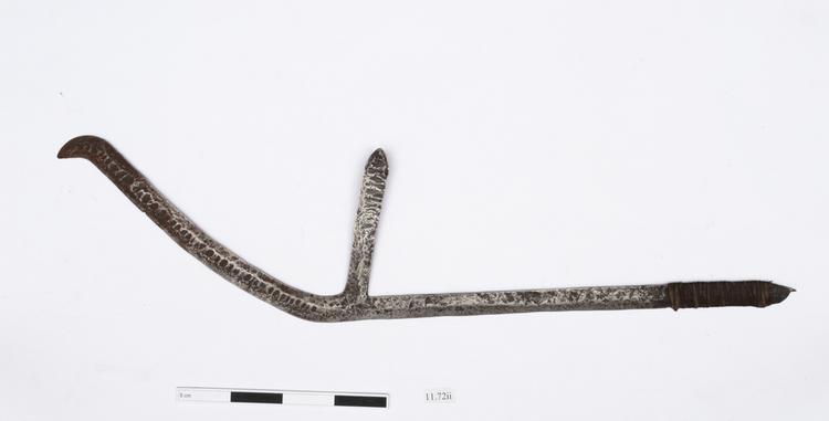 General view of whole of Horniman Museum object no 11.72ii