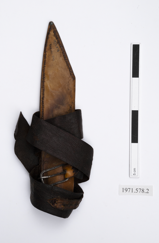 Image of sheath (weapons: accessories)