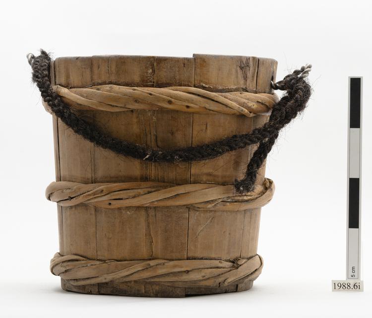 General view of whole of Horniman Museum object no 1988.6i