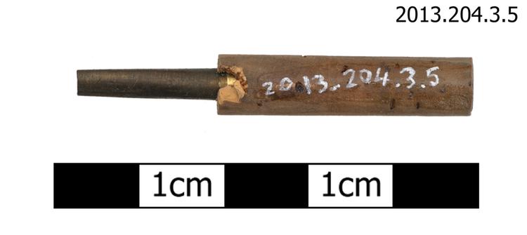 Image of oboe; staple