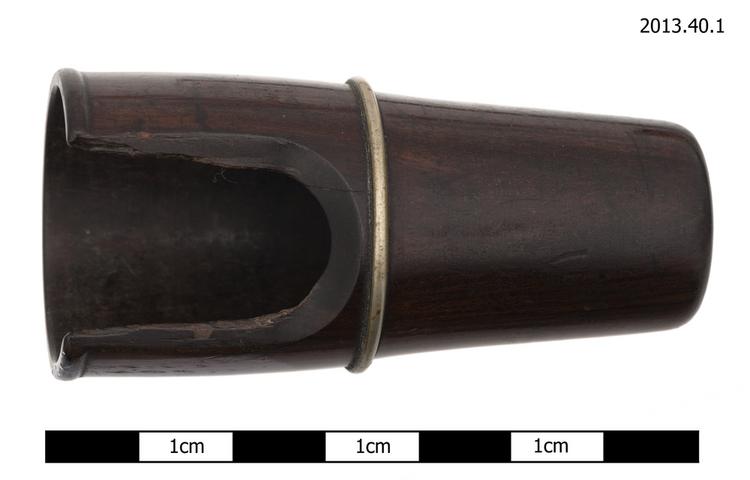 image of clarinet; mouthpiece cap