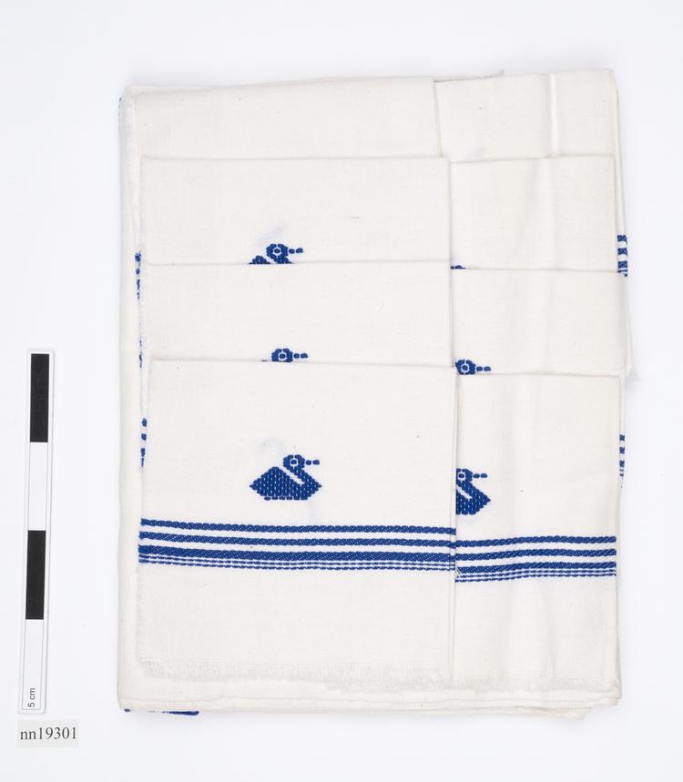 Image of tablecloth; napkins