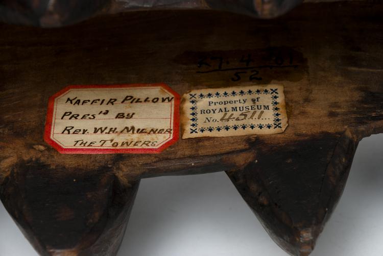 Detail view of label of Horniman Museum object no 27.4.61/52