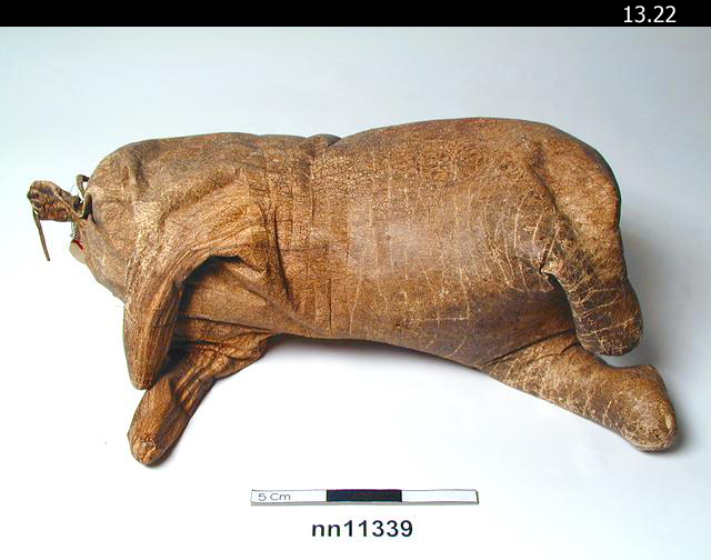 General View of whole of Horniman Museum object no 13.22