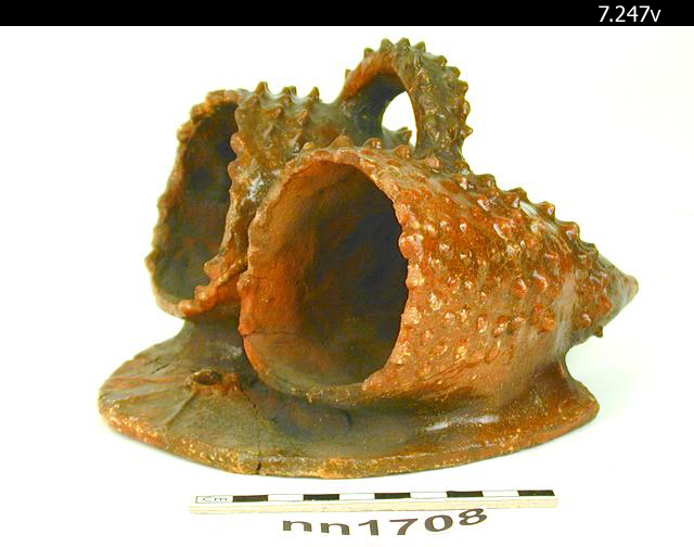 General view of whole of Horniman Museum object no 7.247v
