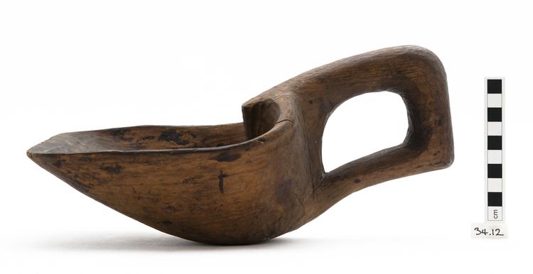 Image of canoe bailer