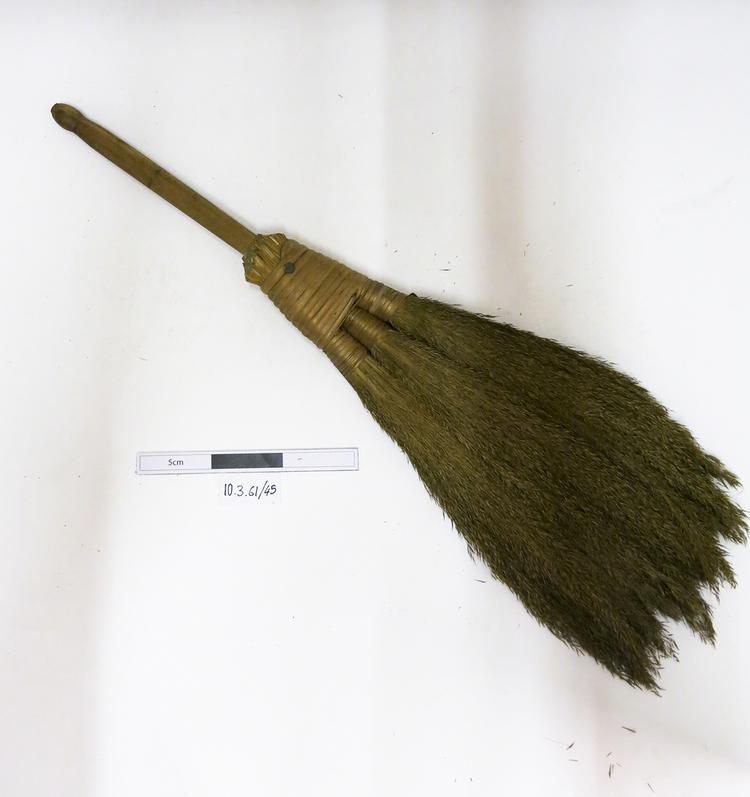 Image of broom