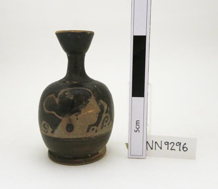 image of Frontal view of whole of Horniman Museum object no nn9296