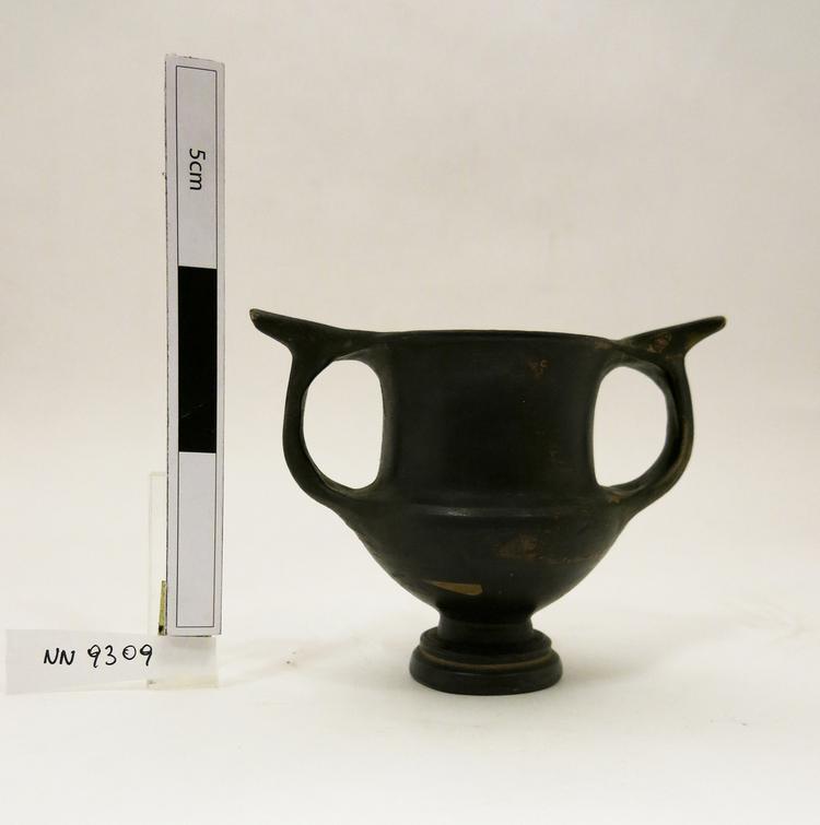 Image of kantharos