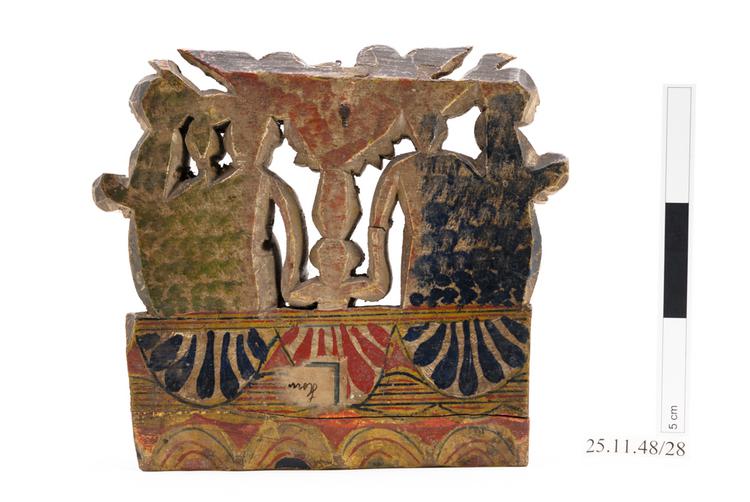 Rear view of whole of Horniman Museum object no 25.11.48/28