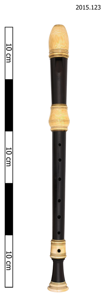 Image of 421.221.12 Open flutes with internal duct with fingerholes