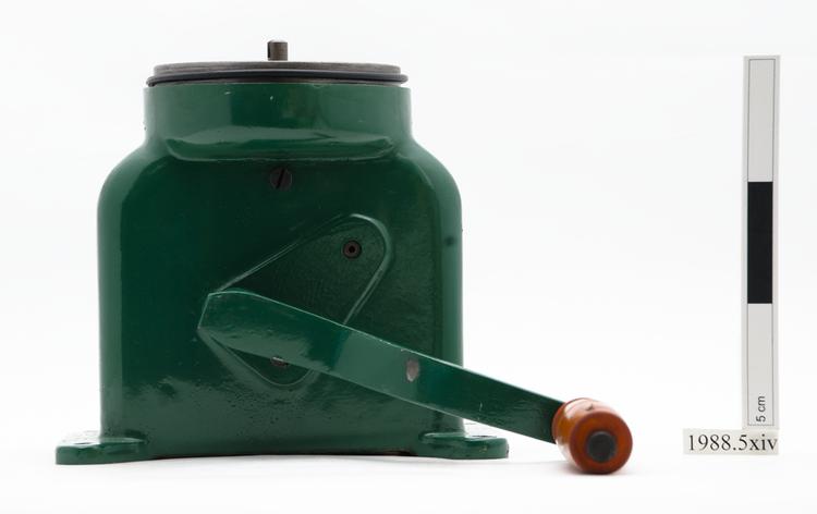 Image of cream separator