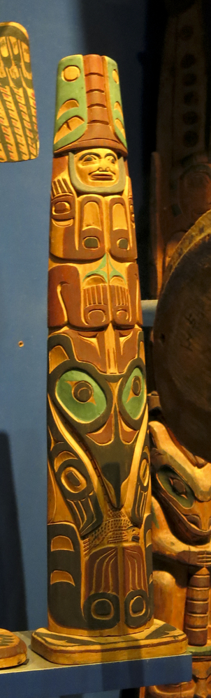 Image of totem pole