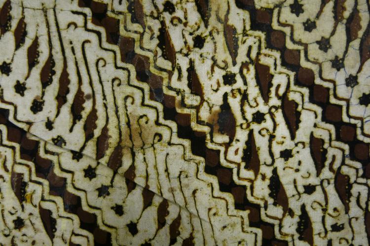 Detail view of stain of Horniman Museum object no nn19838
