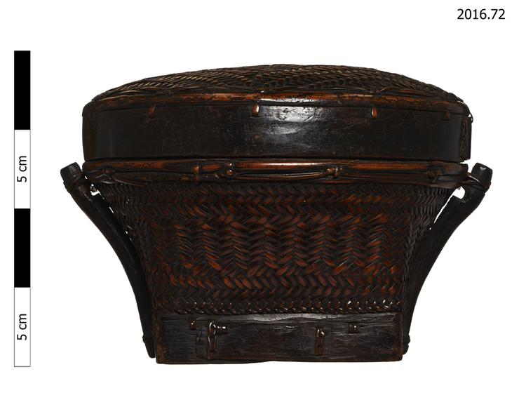 Image of basket (containers)