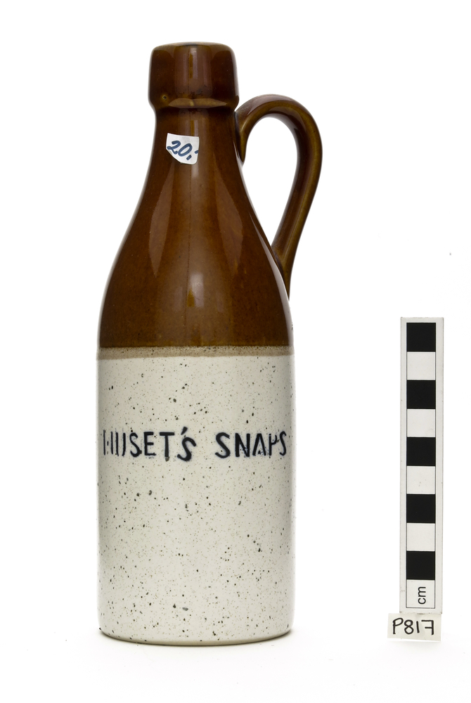bottle (narcotics & intoxicants: drinking)
