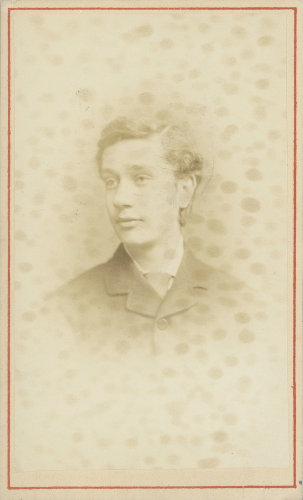 Image of Carte de visite featuring a photograph of Emslie Horniman