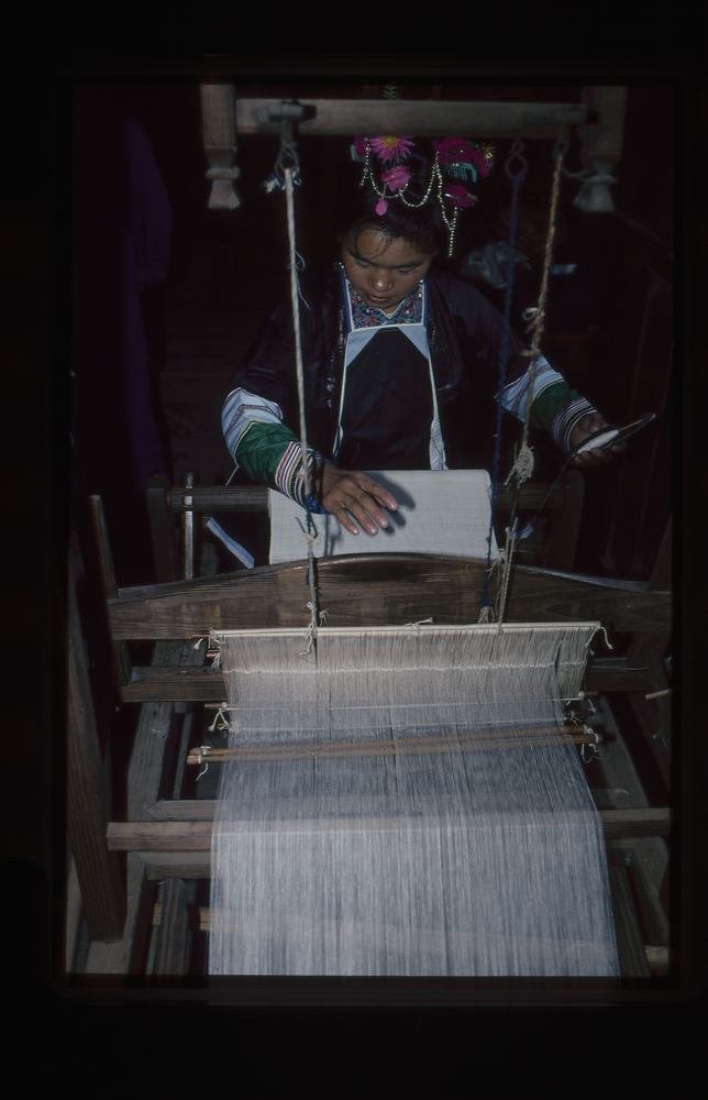 Image of 35mm slide: Weaving