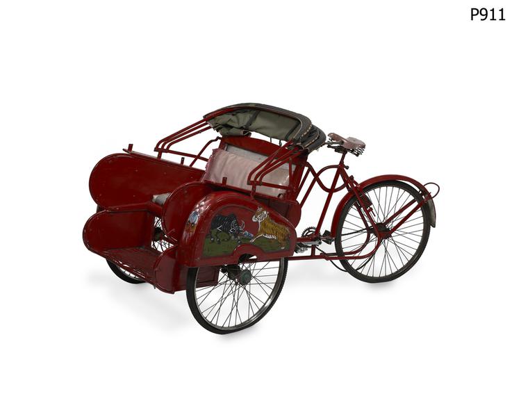 image of rickshaws (carts (land transport: human powered))