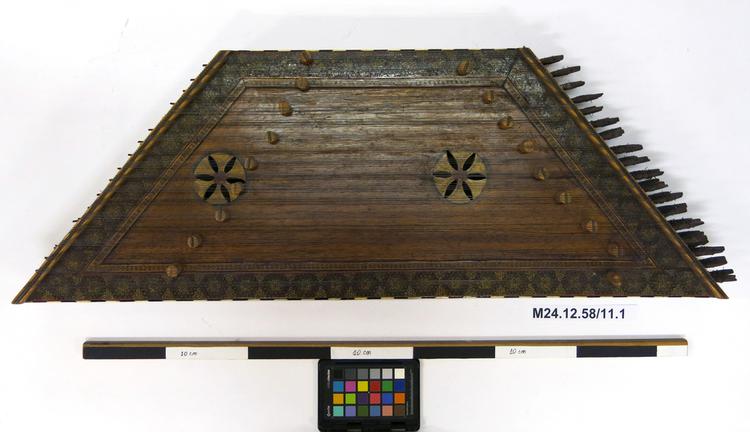 Image of 314.122 True board zithers with resonator box (box zither) (-4)