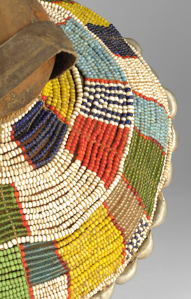 Detail view of beadwork of Horniman Museum object no 1980.321