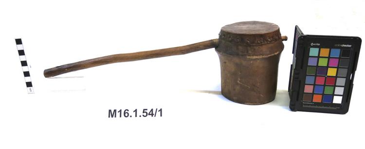 General view of whole of Horniman Museum object no M16.1.54/1
