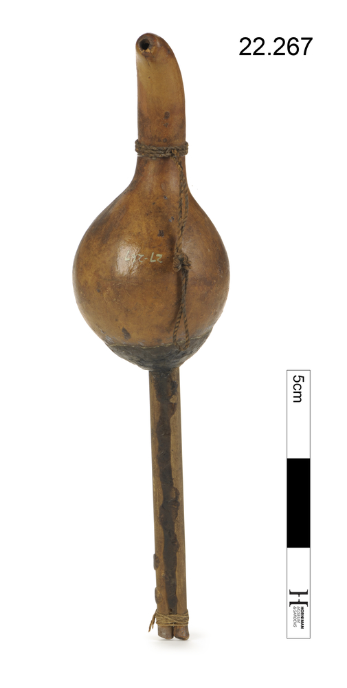 Image of 422.22-5 Sets of reedpipes with single reeds with windcap