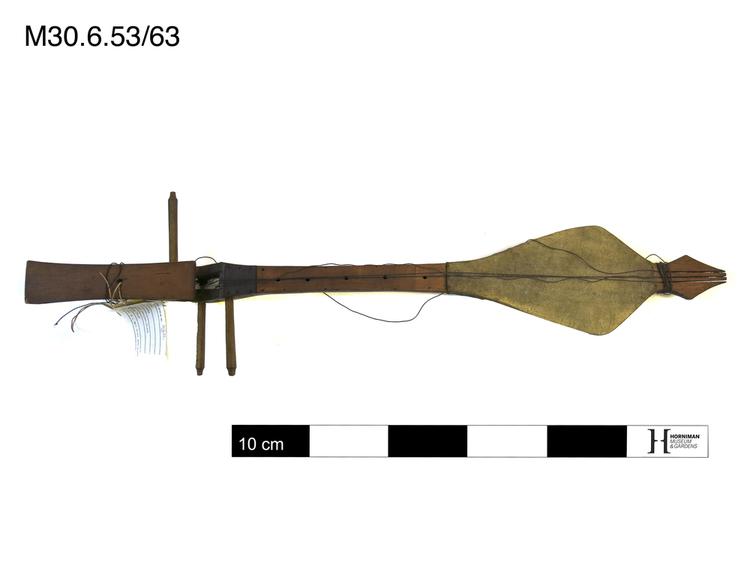 Frontal view of whole of Horniman Museum object no M30.6.53/63