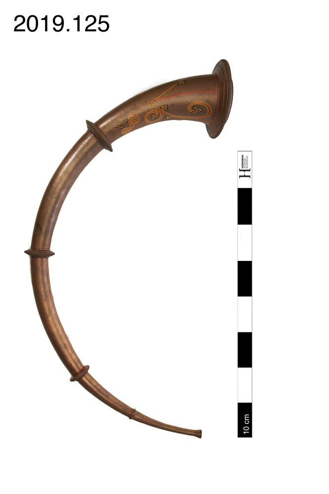 Image of 423.121.22 End blown labrosones with curved or folded tubes with mouthpiece