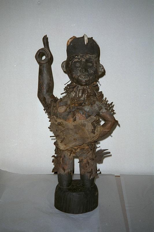 image of ritual figure; Nkisi; Nkondi