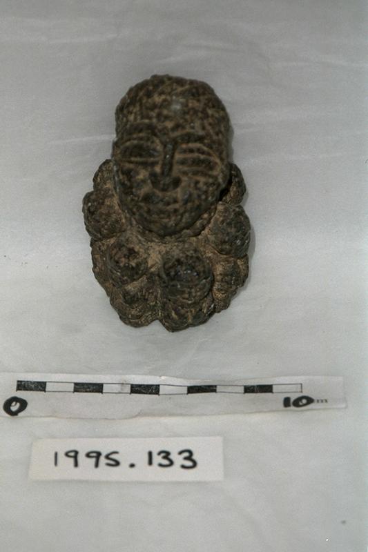 ritual figure; figure (ritual & belief: representations); nomoli