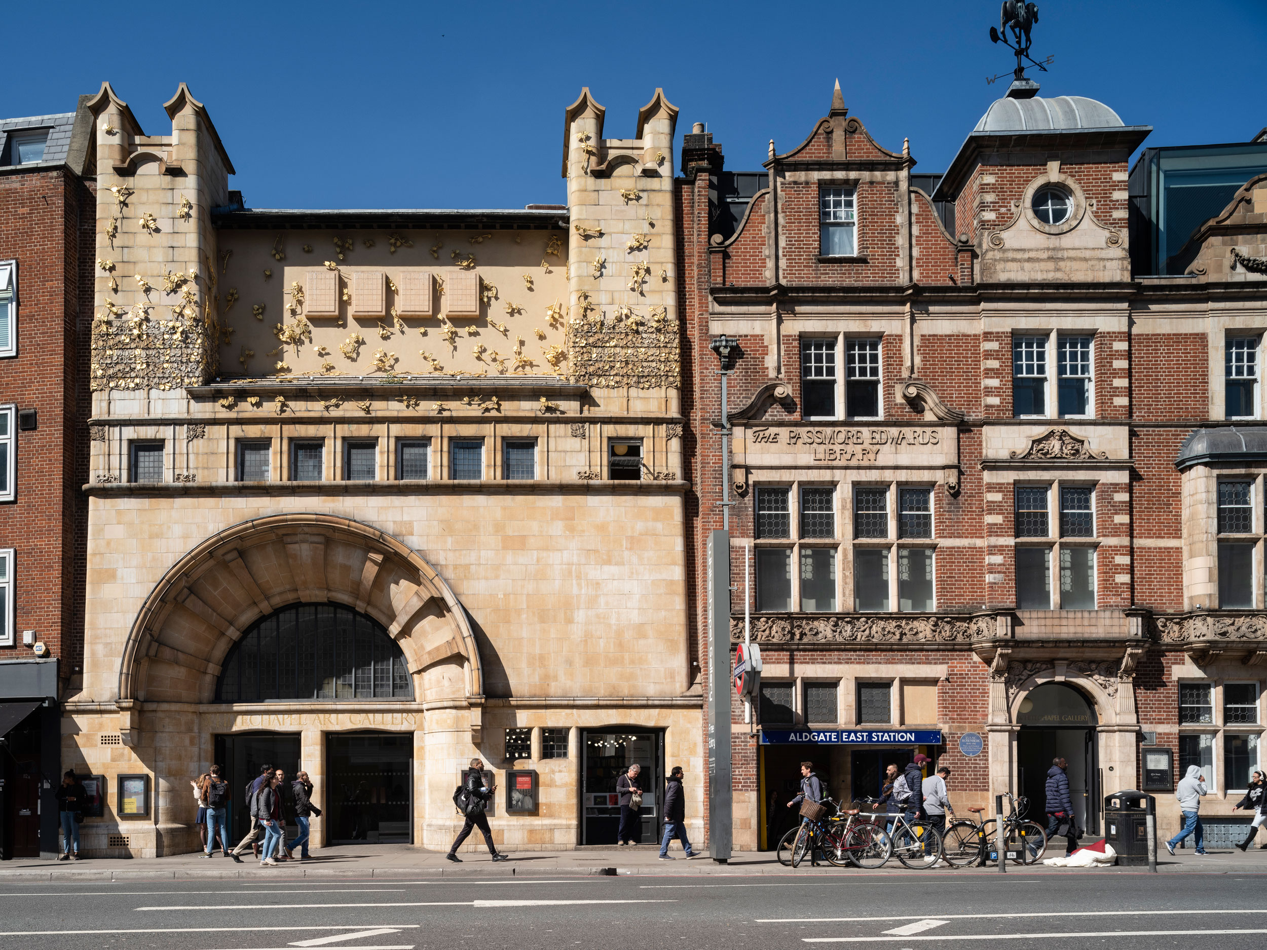 The exterior of Whitechapel Gallery on a busy street