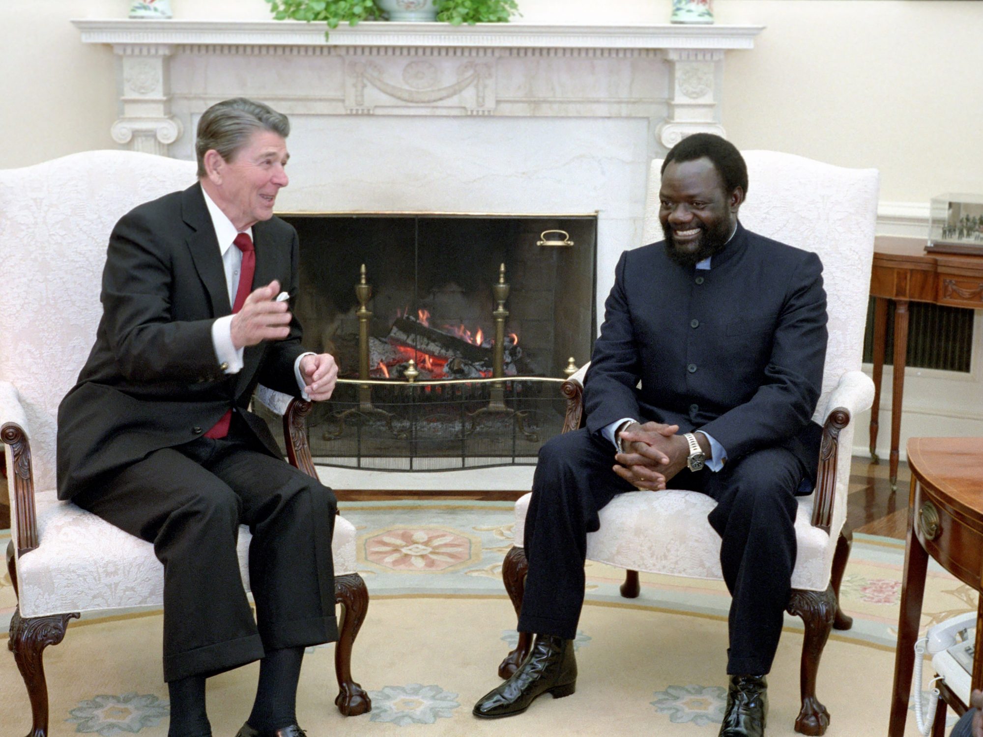 US president Ronald Reagan with Jonas Savimbi in the White House